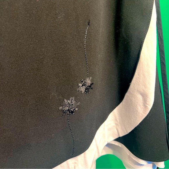 AllSizeFit Wrap Skirt Black/White with Ties You can Tie Any Waist Embroidery - Picture 6 of 16